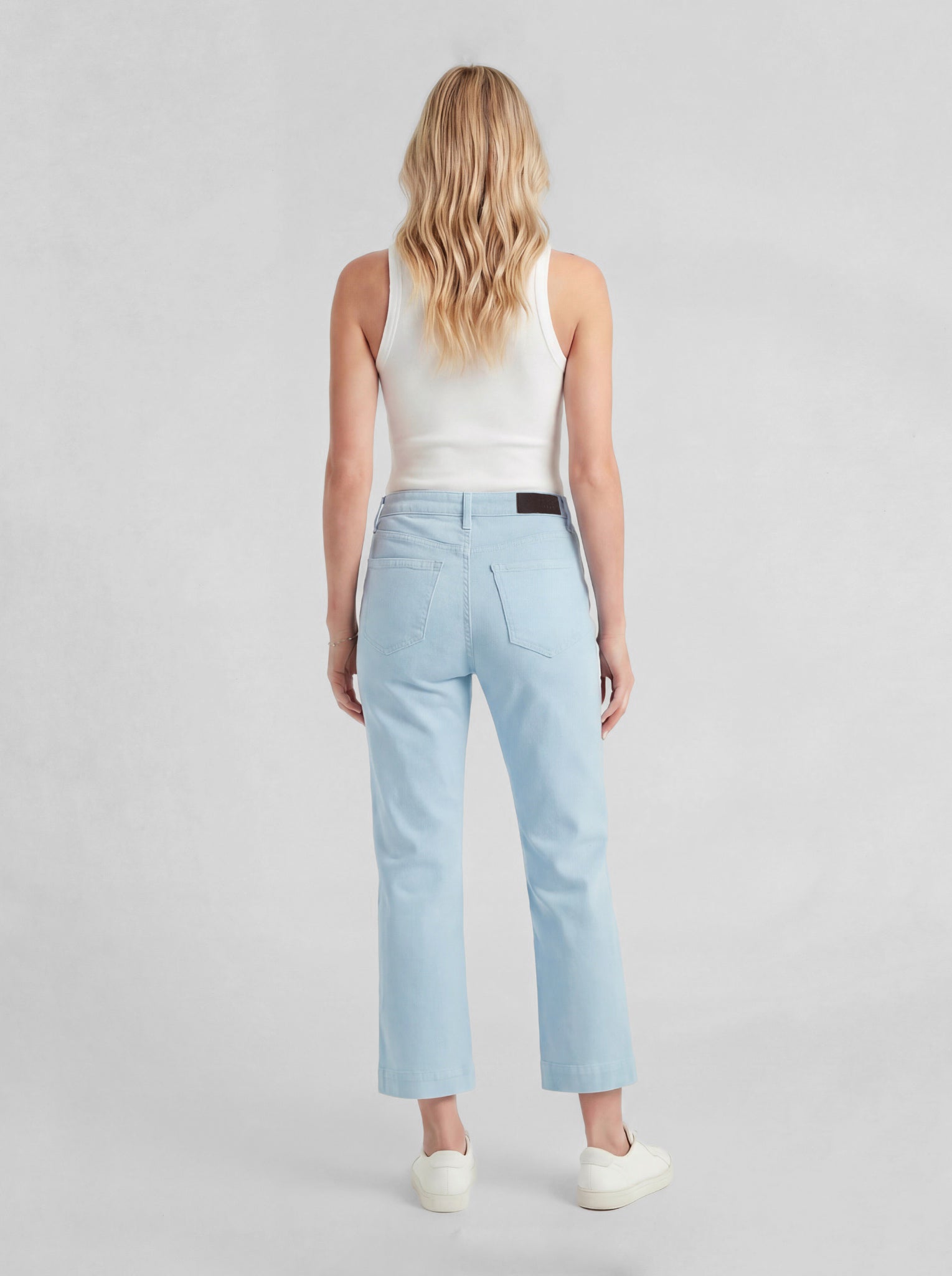 Sienna Crop Straight in Ice