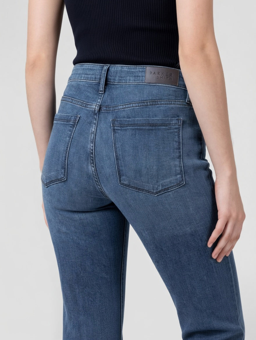 Bowery Straight Crop w/Step Frayed Hem in Ventura