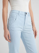 Sienna Crop Straight in Ice