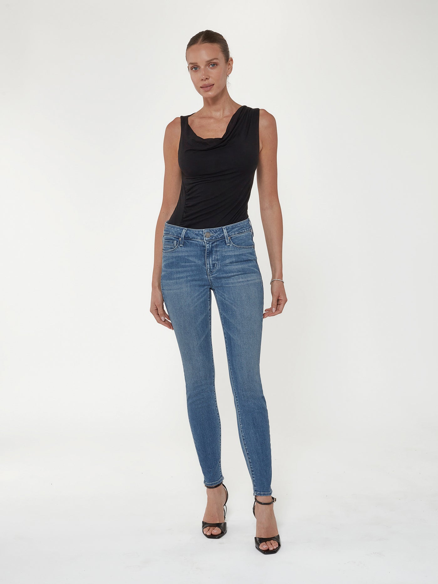 パンツ Bowery Blue Makers LOW RISE SLIM FIT w33 Bowery Blue Makers LOW RISE SLIM FIT w33 - メルカリ