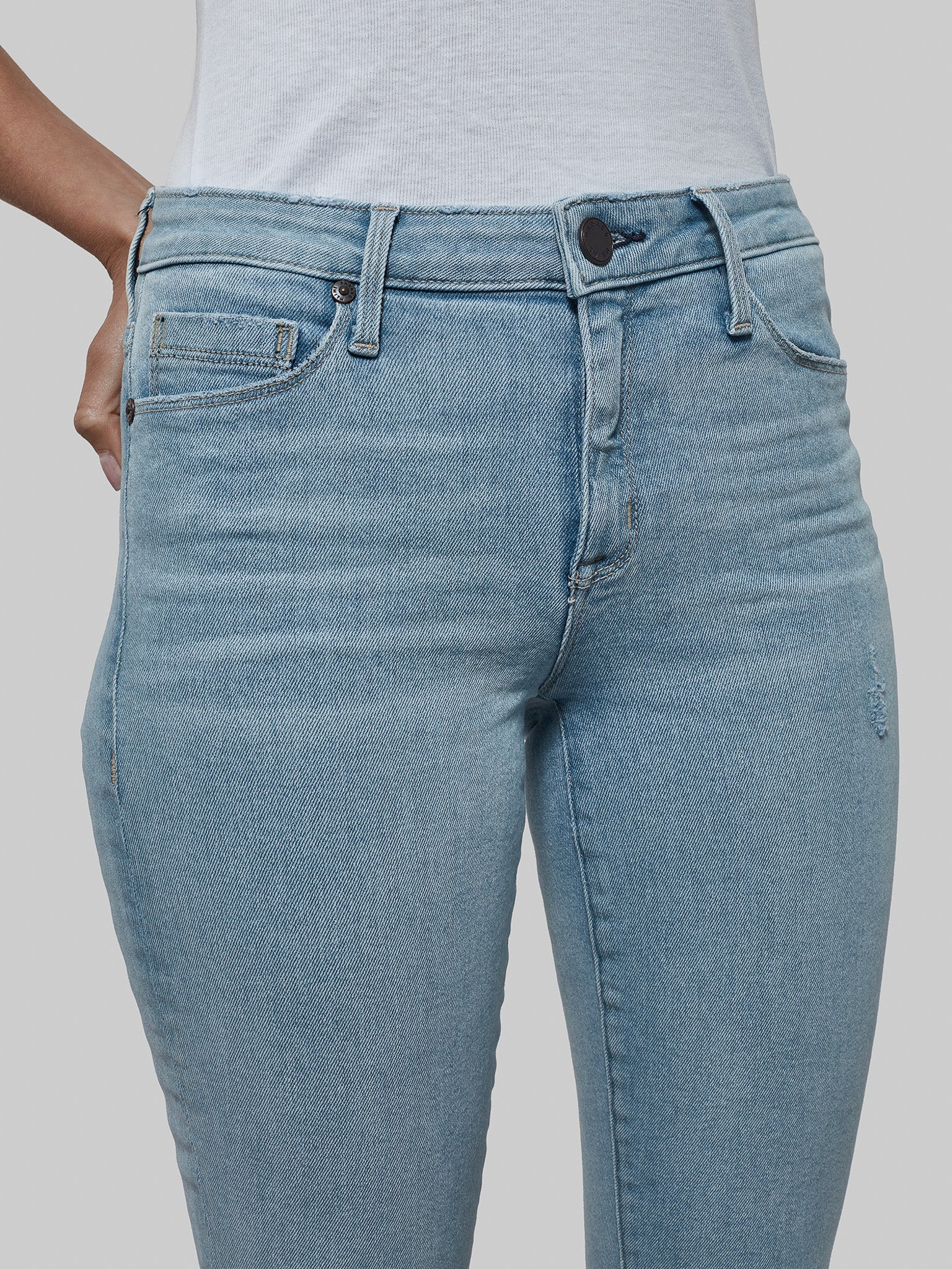 Kam Skinny Pant Malibu Destroy – Parker Smith